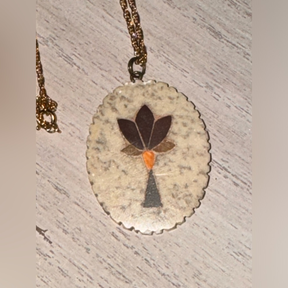 Soapstone Vintage lotus necklace ✨